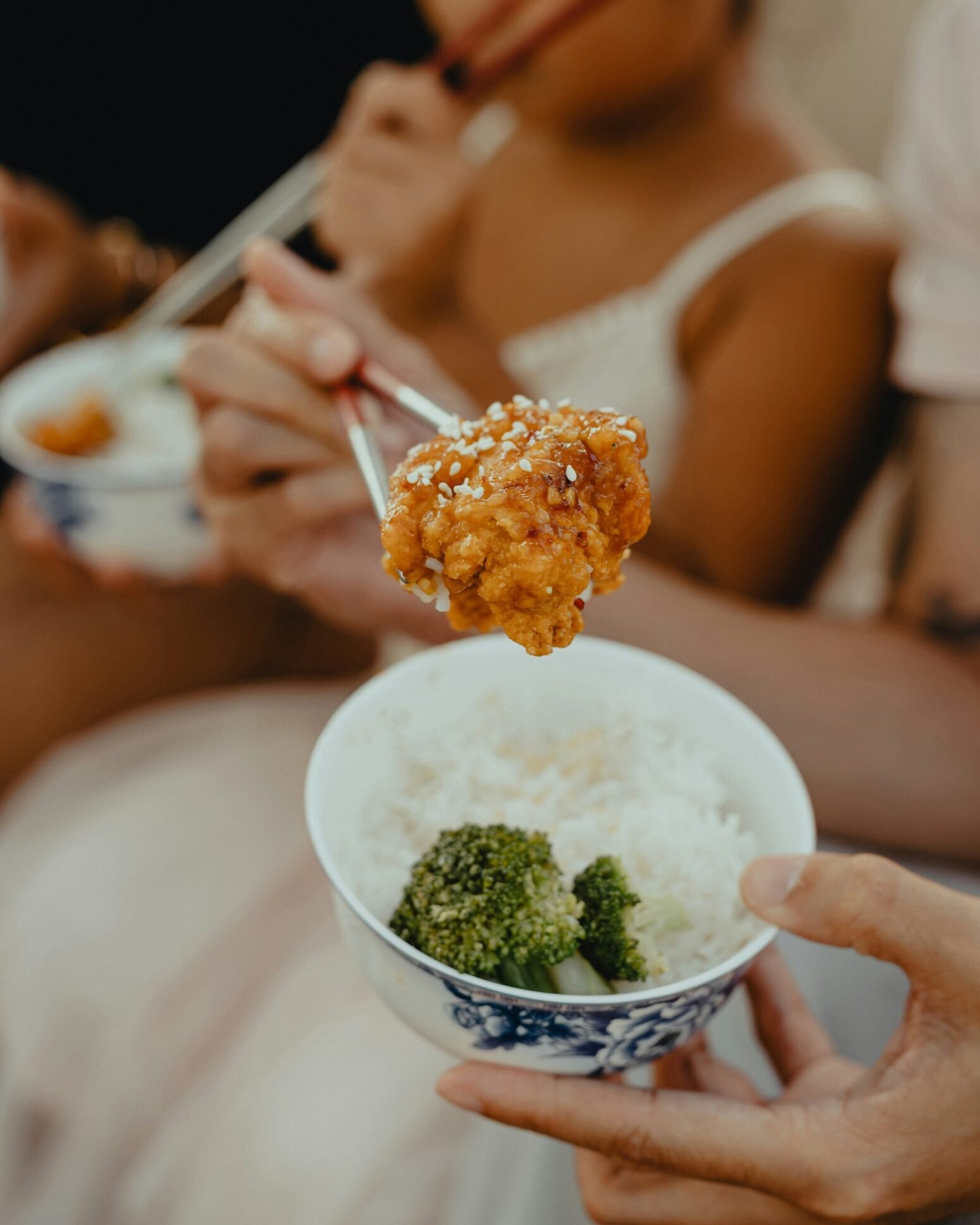 Delicious Honey Glazed Sesame Chicken: A Perfect Sweet and Spicy Delight